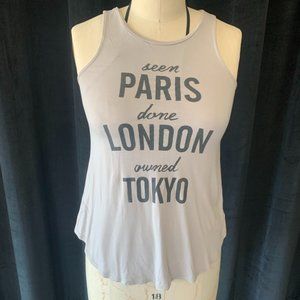 “seen Paris, done London, owned Tokyo” Tank-Top